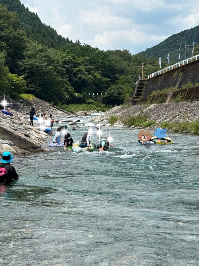 川遊び